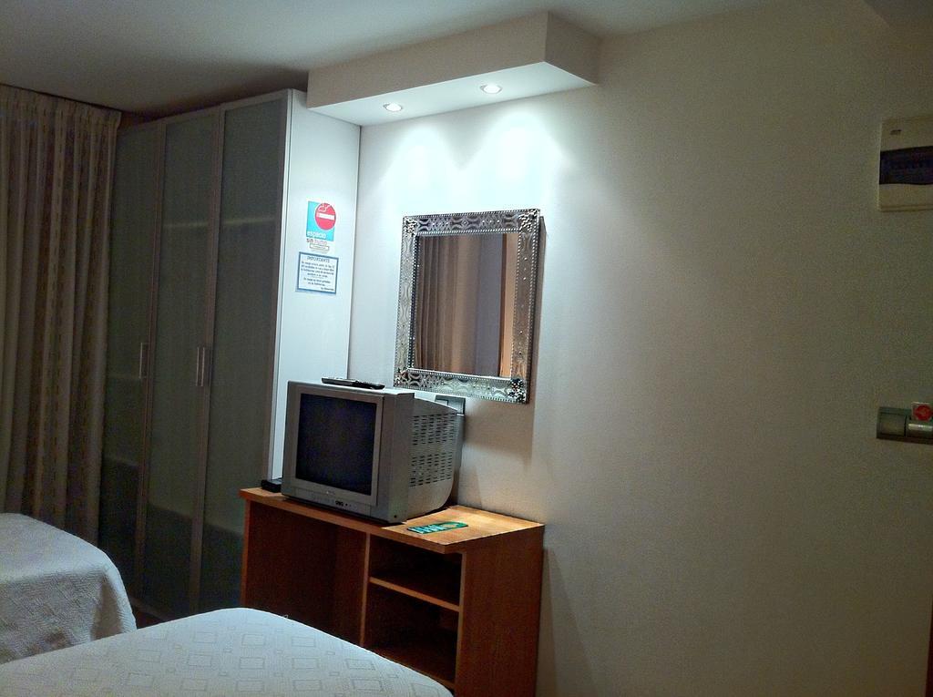 Hostal Del Carmen سانتاندر الغرفة الصورة