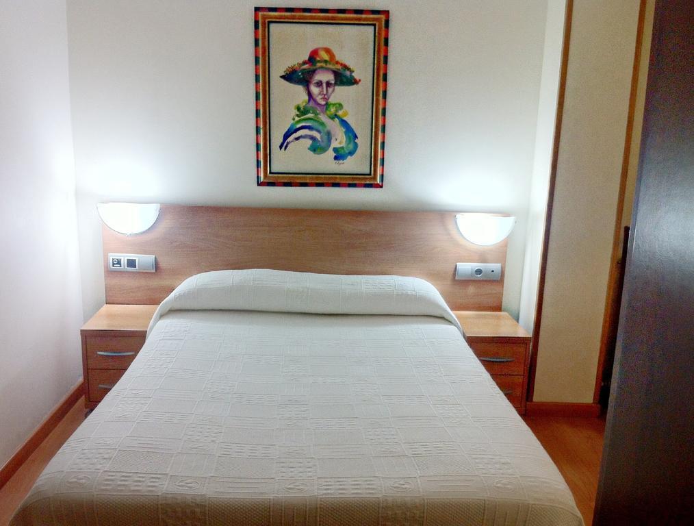 Hostal Del Carmen سانتاندر الغرفة الصورة